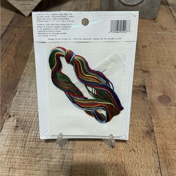 Road To A Friend, Designs For The Needle, No 7705, Counted Cross Stitch Kit - Picture 2 of 4